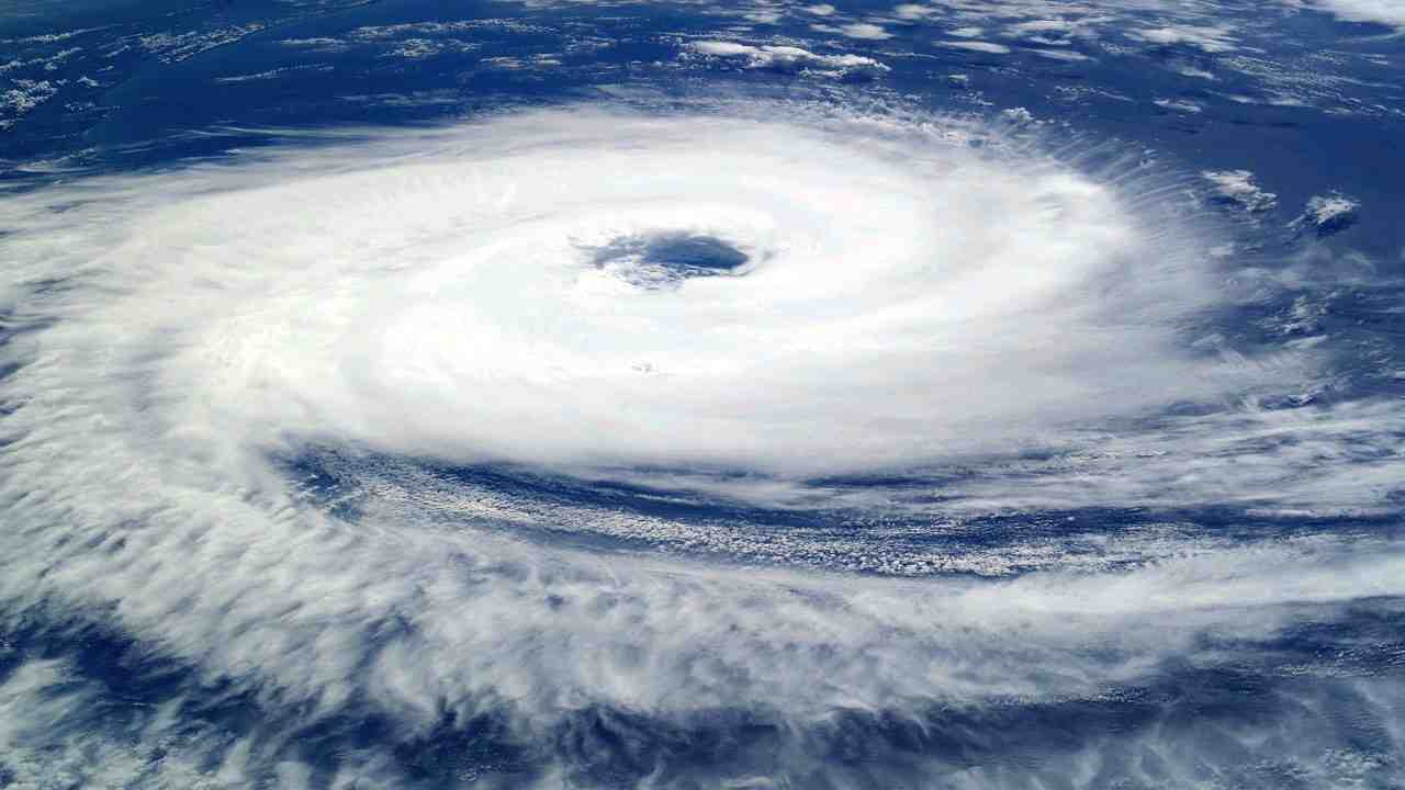 cyclone tropical catarina, 26 mars 2004, cyclone vue de l'iss